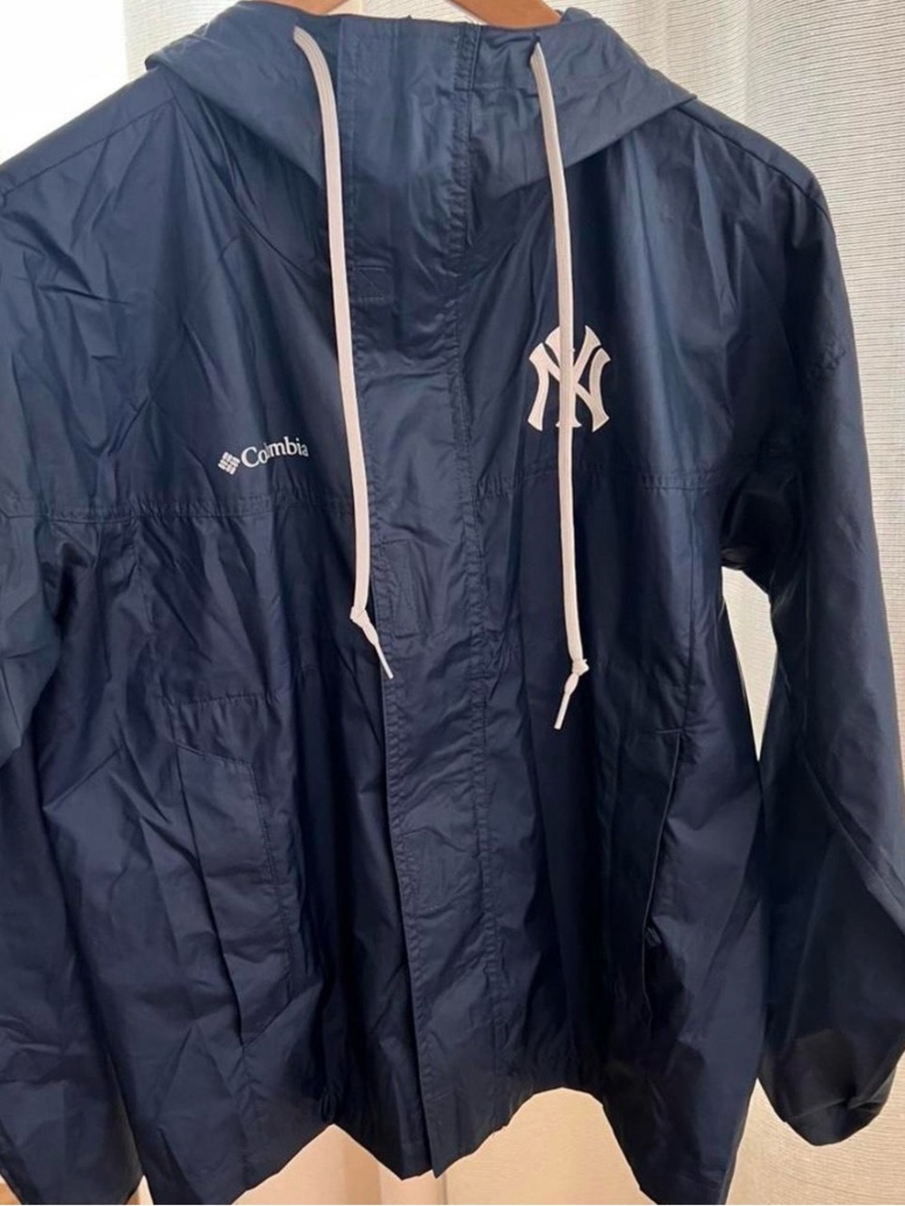 Columbia Navy Hooded Rain Jacket with New York Yankees Logo
